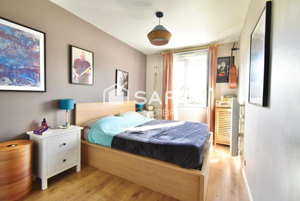 Appartement 2 chambres avec balcon, cave et parkings