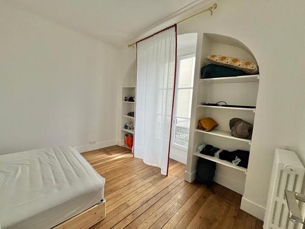 À louer F2 meublé de 65 m² au sein d'un lieu d'exception à SAINT-DENIS