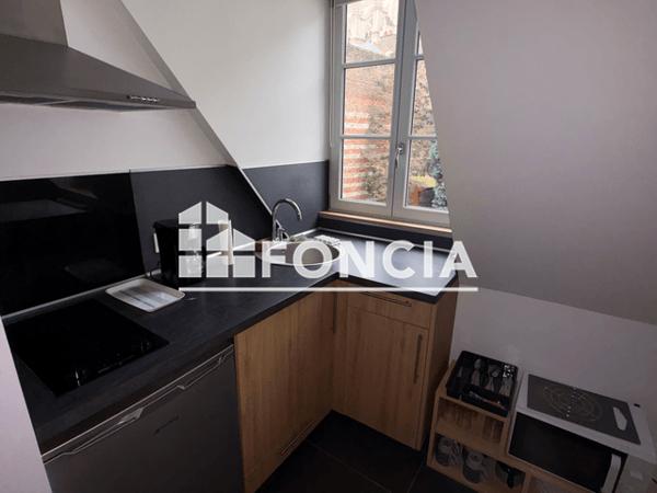 Location Studio meublé 22.56 m² - 19 RUE VICTOR HUGO Amiens 80000