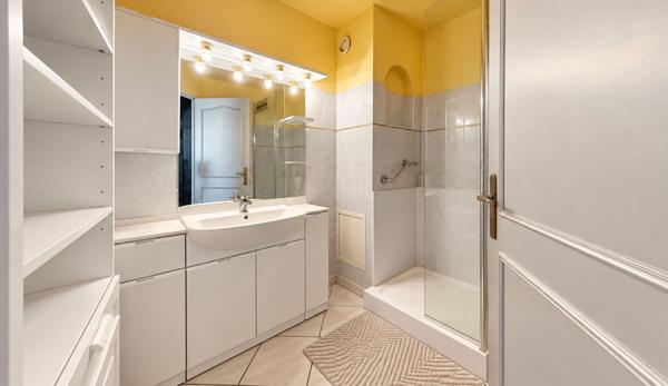 Appartement Roissy En Brie 2 pièce(s) 55 m2