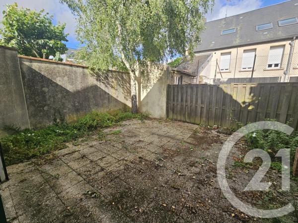 Maison à vendre  4 pièces - 100,30 m 2   ST QUENTIN  - 02