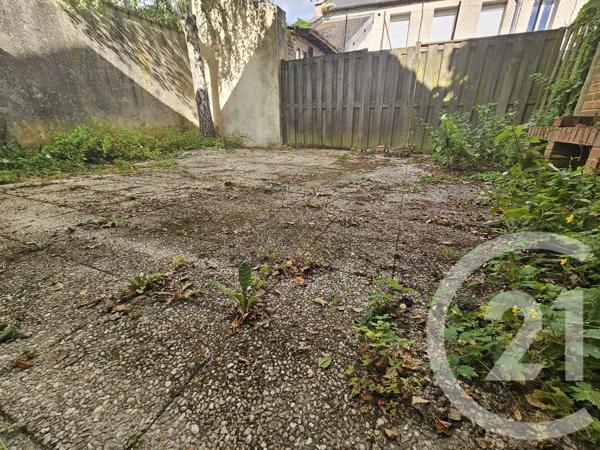Maison à vendre  4 pièces - 100,30 m 2   ST QUENTIN  - 02