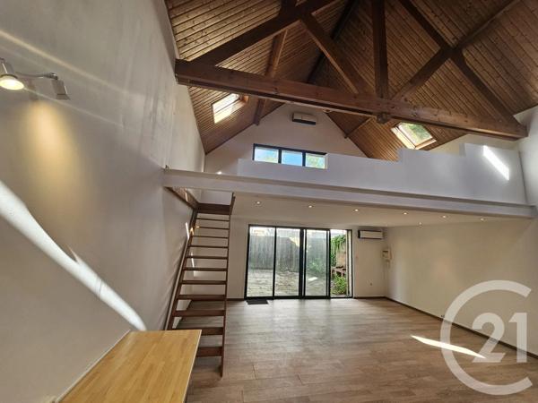 Maison à vendre  4 pièces - 100,30 m 2   ST QUENTIN  - 02