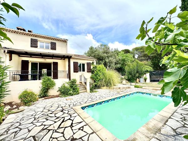 Fréjus tour de mare-maison 3 chambres piscine jardin avec entrée pour vehicules-baisse de prix !