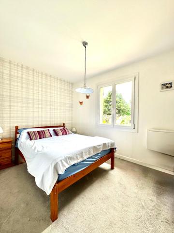 Fréjus tour de mare-maison 3 chambres piscine jardin avec entrée pour vehicules-baisse de prix !