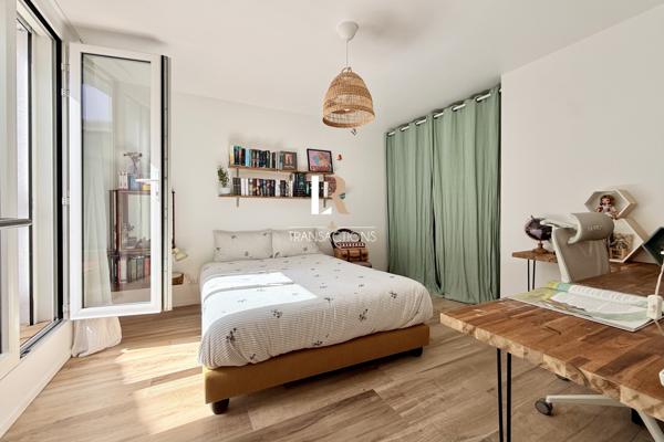 Maison 8 pièce(s) 5 chambre(s) 202 m²