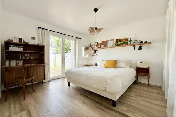 Maison 8 pièce(s) 5 chambre(s) 202 m²