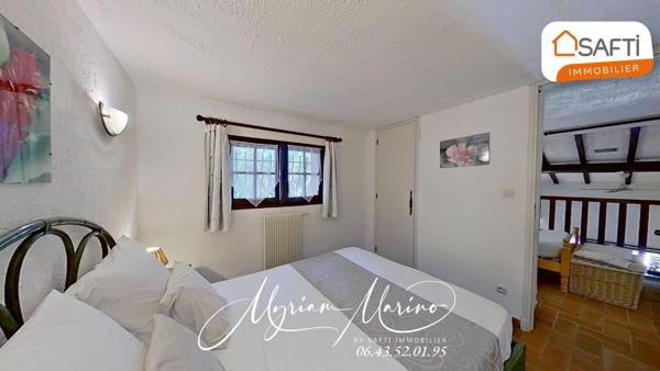 À VENDRE APPARTEMENT MEUBLÉ À 400M DES PLAGES - 83370 SAINT AYGULF