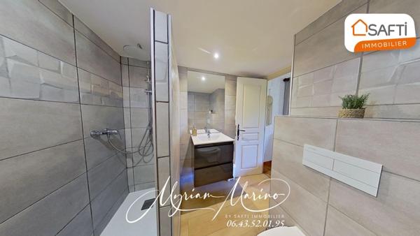 À VENDRE APPARTEMENT MEUBLÉ À 400M DES PLAGES - 83370 SAINT AYGULF