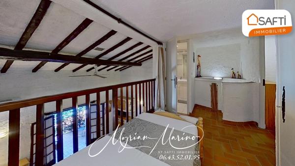 À VENDRE APPARTEMENT MEUBLÉ À 400M DES PLAGES - 83370 SAINT AYGULF
