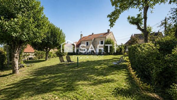 Belle maison en pierre rénovée de 215m2 avec terasse et jardin