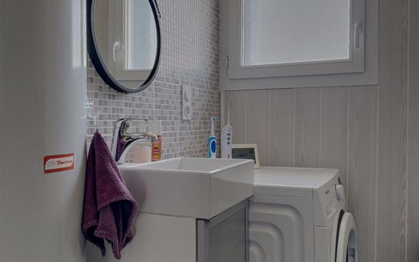 Immeuble à vendre    9 pièces • 213,17 m2 Genlis