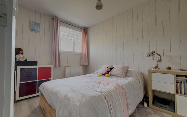 Immeuble à vendre    9 pièces • 213,17 m2 Genlis