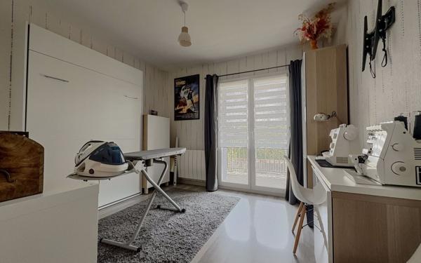 Immeuble à vendre    9 pièces • 213,17 m2 Genlis