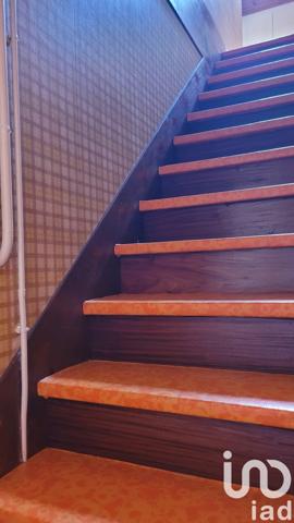 Maison 5 pièces de 102 m² à Le Châtelet (18170)