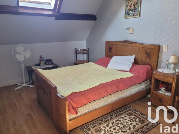 Maison 5 pièces de 102 m² à Le Châtelet (18170)