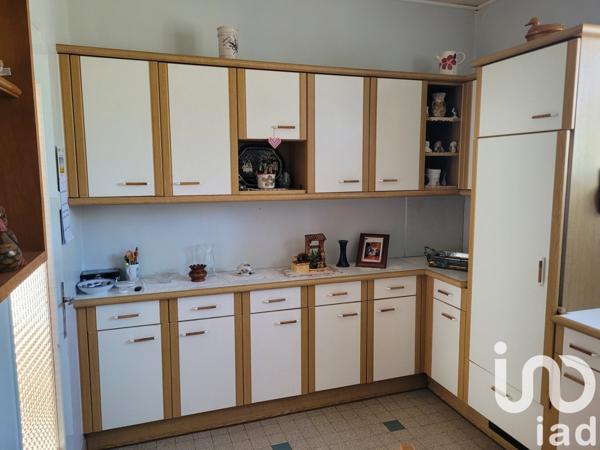 Maison 5 pièces de 102 m² à Le Châtelet (18170)