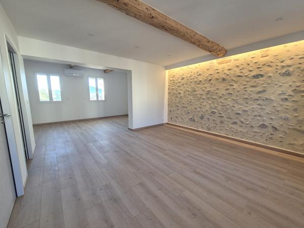 Maison de village entièrement rénovée !