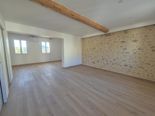 Maison de village entièrement rénovée !