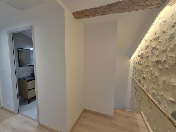 Maison de village entièrement rénovée !