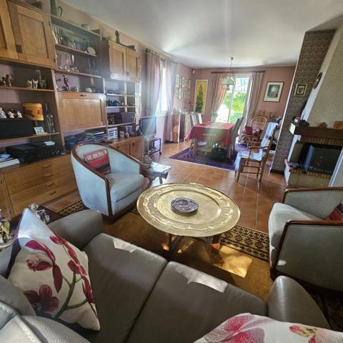 Maison à BEYNAC (87700)