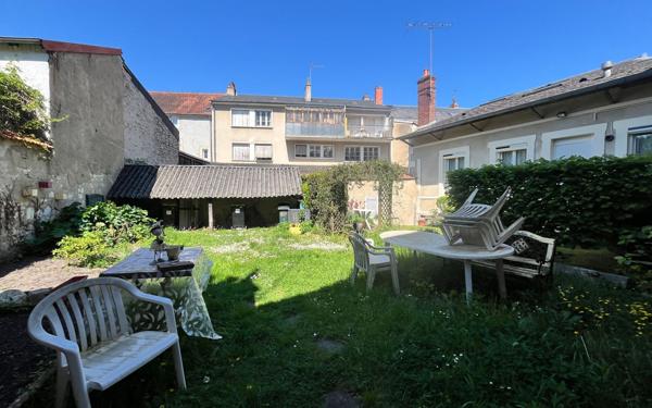 Appartement à vendre    3 pièces • 64 m2 Bourges