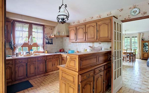 Maison à vendre    5 pièces • 142 m2 Bouchemaine