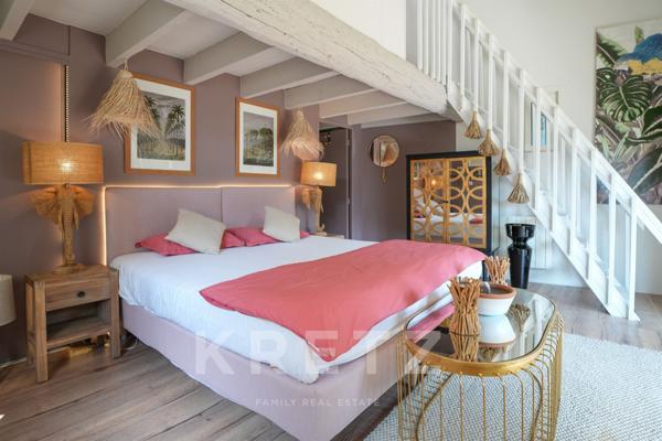 Élégante maison contemporaine avec vue panoramique sur le Luberon