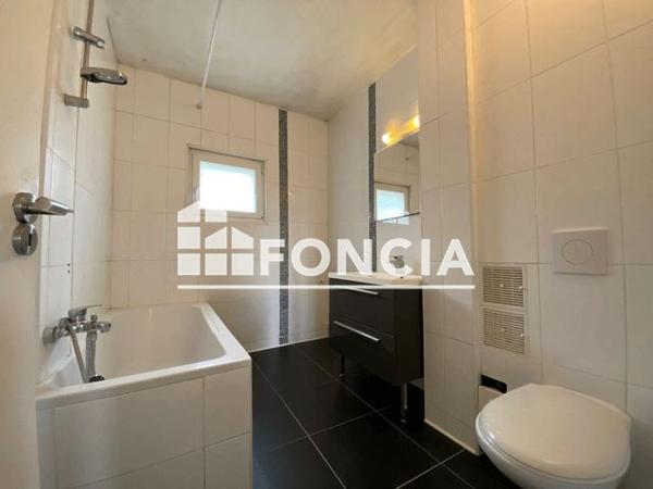 Location Appartement 3 pièces 62.7 m² - 65 BIS RUE PASTEUR Poitiers 86000