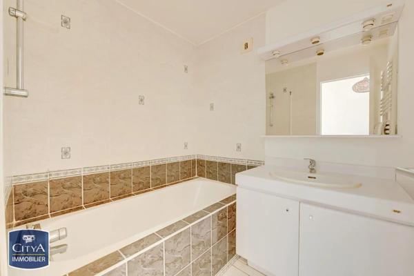 Appartement à louer 3 pièces 79.41m² Antony (92160)
