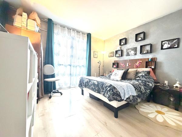 Appartement Saint Fargeau Ponthierry 4 pièce(s) 3 CHAMBRES 76.2 m2