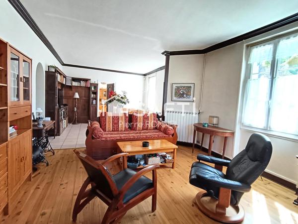 Belle maison de Plain-pied  - 3 chambres sur terrain de 2 500 m²