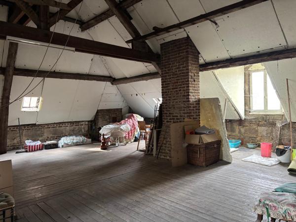 Élégant hôtel particulier implanté sur une superbe parcelle de 1 560 m².