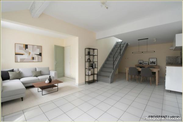 Montélimar – Appartement 3 pièces en duplex, dernier étage avec ascenseur d’une résidence historique de standing