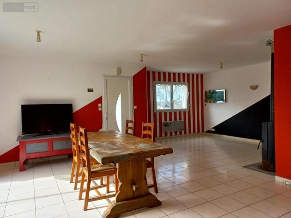 Maison à vendre à Saint-Gilles-du-Mené dans les Côtes-d'Armor (22330), ref : 22012-4458