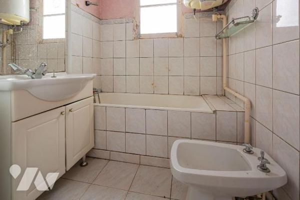 VENTE IMMO-INTERACTIF- ANDERNOS LES BAINS (33510) 12, avenue de Comte -
Une maison à rénover e...