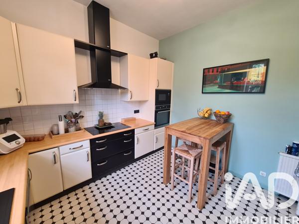 Maison à vendre 14 pièces 319 m² Rochefort