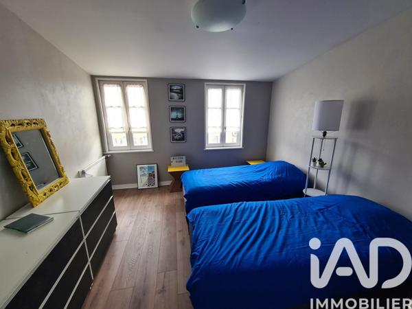 Maison à vendre 14 pièces 319 m² Rochefort