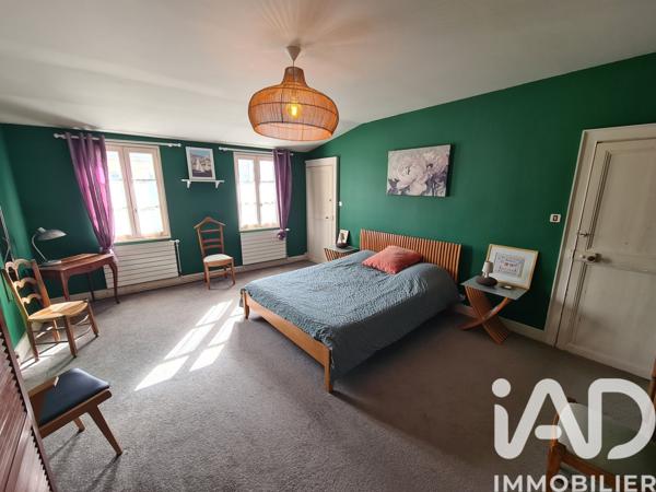 Maison à vendre 14 pièces 319 m² Rochefort
