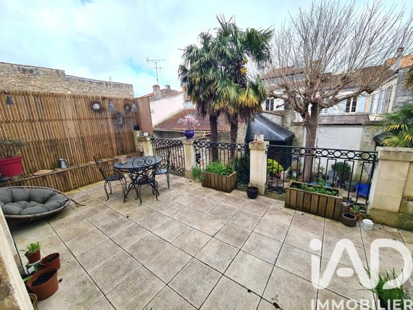 Maison à vendre 14 pièces 319 m² Rochefort