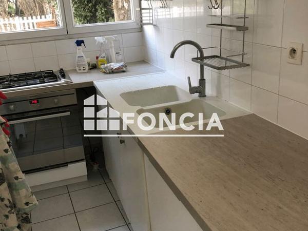 Location Appartement 3 pièces 77 m² - 2 RUE SAINT ROBERT Saint Egreve 38120