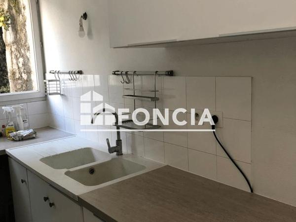 Location Appartement 3 pièces 77 m² - 2 RUE SAINT ROBERT Saint Egreve 38120