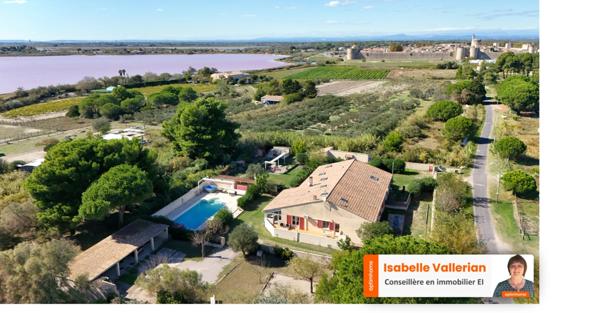 A vendre à Aigues-Mortes (Gard) : Mas avec Piscine et Appartements Locatifs
