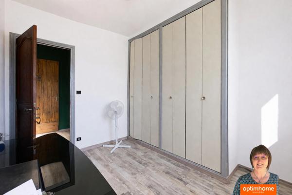 A vendre à Aigues-Mortes (Gard) : Mas avec Piscine et Appartements Locatifs