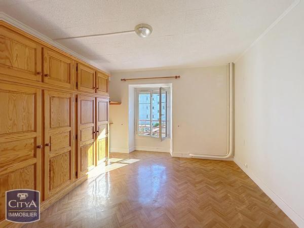 Appartement à vendre 2 pièces 51.37m² Épernon (28230)