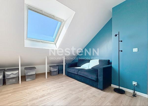 Maison Voisins Le Bretonneux 7 pièces, 5/6 chambres 146 m2 - 176m²  au sol.