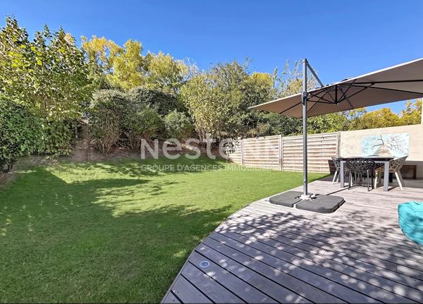 Maison Voisins Le Bretonneux 7 pièces, 5/6 chambres 146 m2 - 176m²  au sol.
