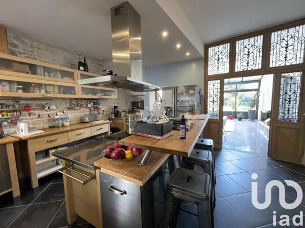 Maison 7 pièces de 210 m² à Mussy-sur-Seine (10250)