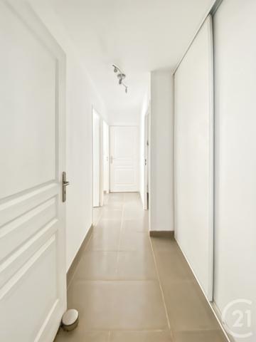 Appartement T3 à vendre  3 pièces - 60,67 m2 MARSEILLE - 13011