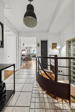 Vente Appartement de luxe Paris 9 5 Pièces 119 m²